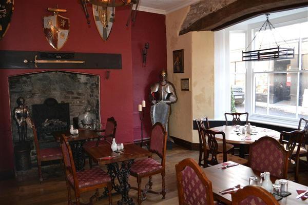The Red Lion Hotel Llangadog Exterior foto